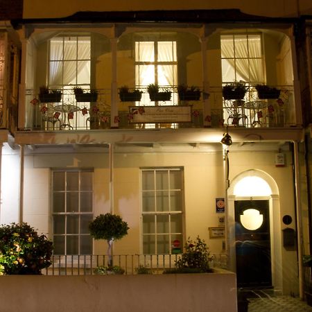 Pier View Self Catering Luxury Apartments Σάουθεντ-ον-Ση Εξωτερικό φωτογραφία