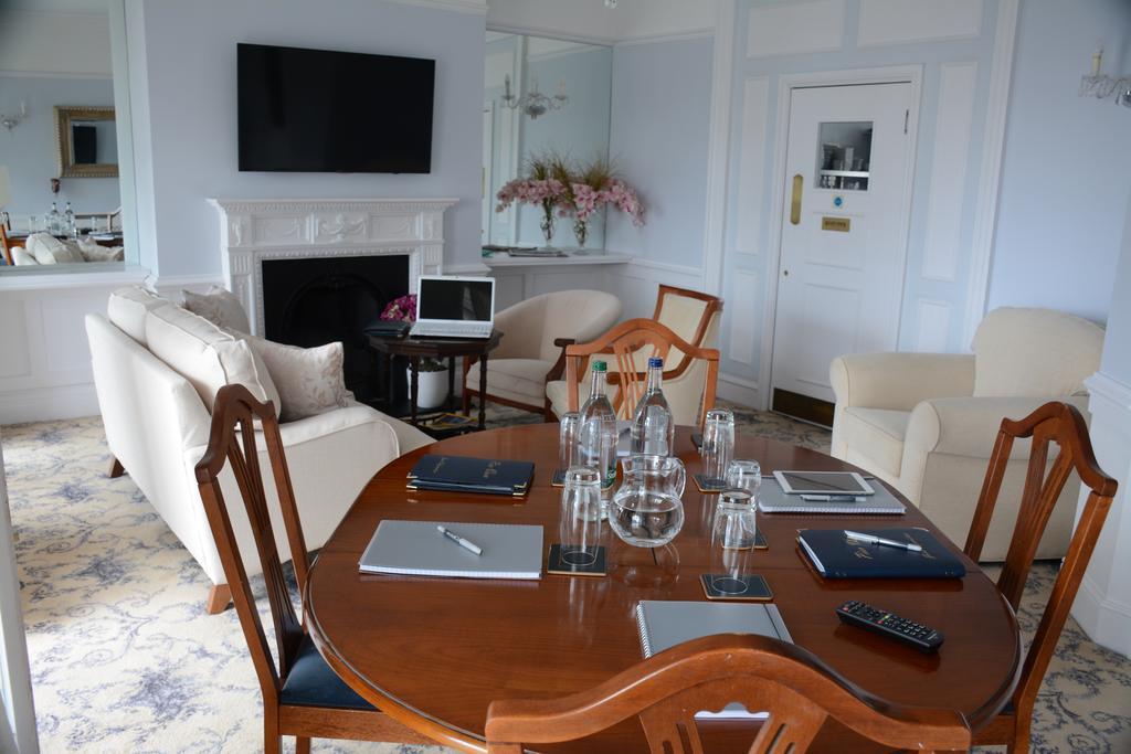 Pier View Self Catering Luxury Apartments Σάουθεντ-ον-Ση Εξωτερικό φωτογραφία
