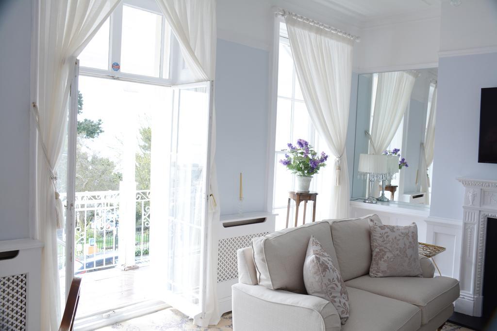 Pier View Self Catering Luxury Apartments Σάουθεντ-ον-Ση Εξωτερικό φωτογραφία